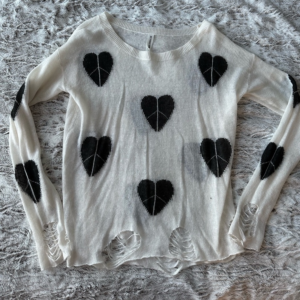 Bethany Mota black heart sweater - Picture 3 of 4